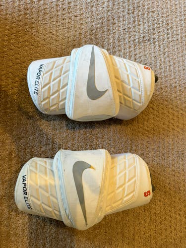 Syracuse Nike arm pads