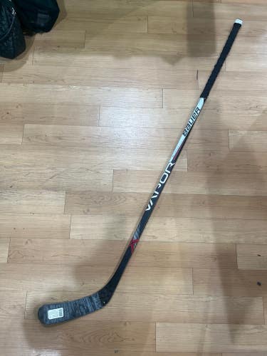 Used Junior Bauer Vapor X600 Hockey Stick Right Handed P92
