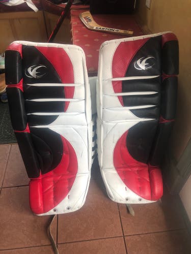 34" Vaughn  Velocity V2 Goalie Leg Pads
