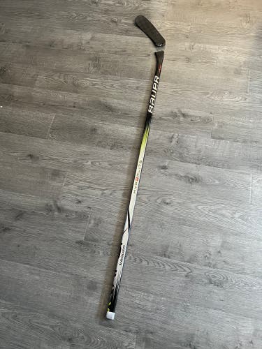 *Broken* Bauer Hyperlite 2 Hockey Stick