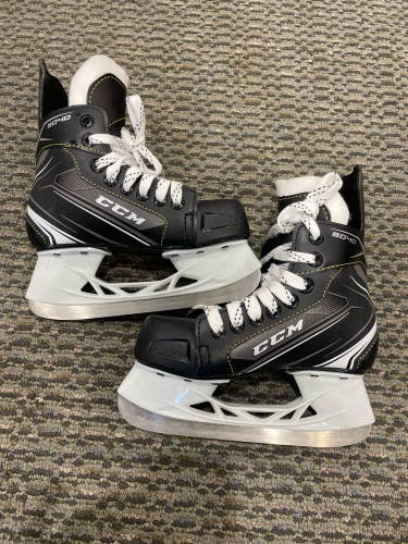 Used Youth CCM Tacks 9040 Hockey Skates Regular Width 13
