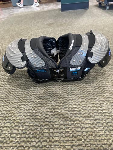 Used Small Youth Gear Pro Tec Z-Cool Shoulder Pads
