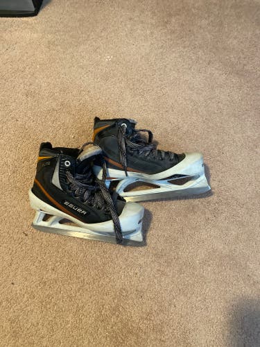 Used Youth Bauer Regular Width Size 4 Elite Hockey Goalie Skates
