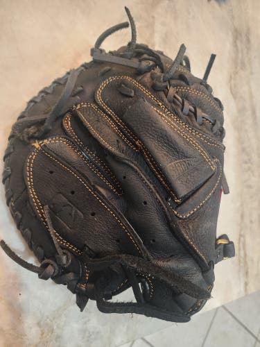 Used Right Hand Throw Rawlings Catcher's Renegade Baseball Glove 31.5"