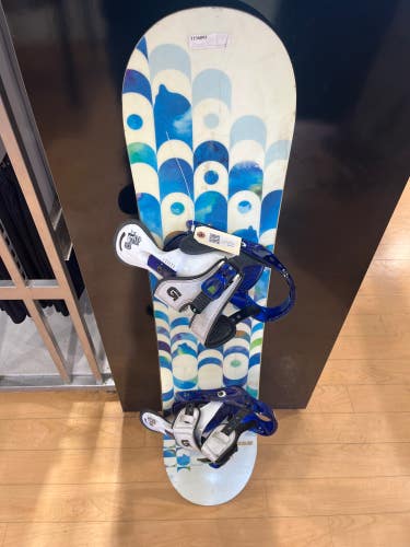 Used Burton Feelgood Snowboard With Bindings
