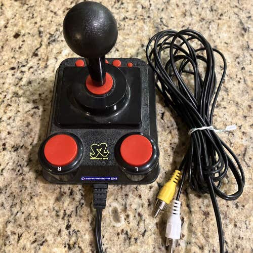Commodore C64 30 Games In One Joystick Mammoth Toys 2004 Tested and Working