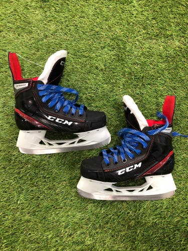 Used CCM JetSpeed Hockey Skates Regular Width Size 1.0 - Junior
