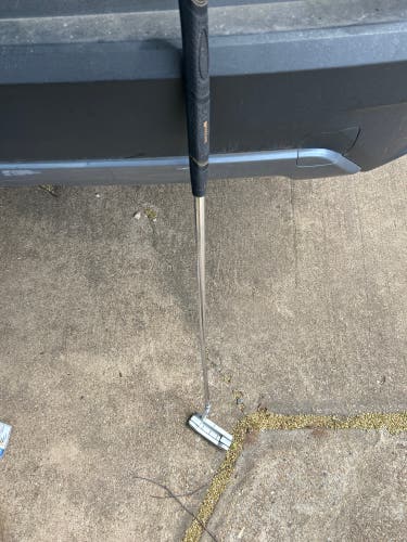 Used Blade Right Handed 35" Putter