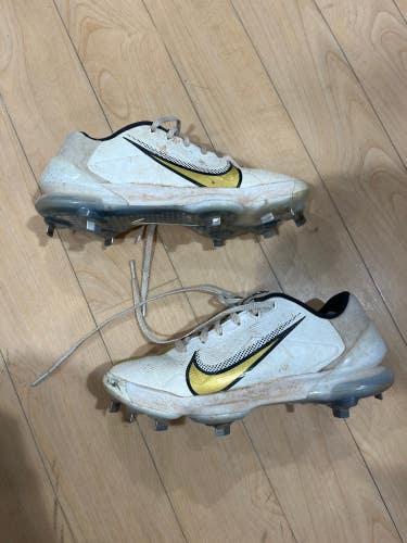 Used Nike Force Zoom Trout 7 Size 7.0