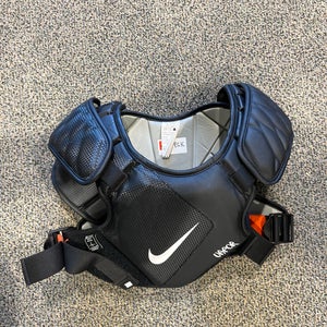 Used Medium Youth Nike Vapor Shoulder Pads