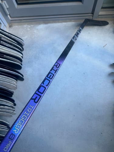 105 Flex Heel Curve TRIGGER 8 PRO Used Senior CCM Right Handed Pro Stock RibCor Hockey Stick