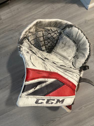CCM Gloves (Practice + game Ready), Vaughn Blocker
