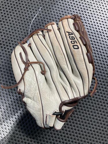 Used Wilson A950 Right Hand Throw Softball Glove 12.5"