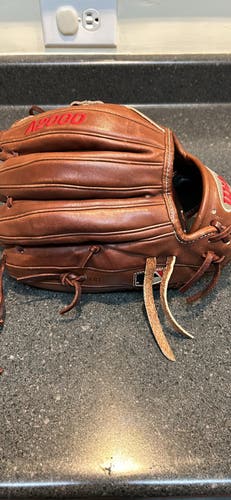 Used 2022 Infield 11.25" A2000 Baseball Glove