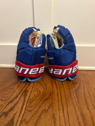 Used Bauer 13" Pro Stock Vapor Pro Team Gloves