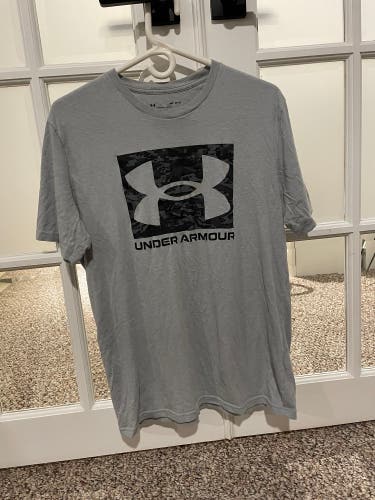 Under Armour Gray T-Shirt