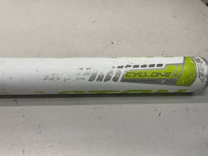 Used Easton Cyclone 30" -9 Drop Fastpitch Bats