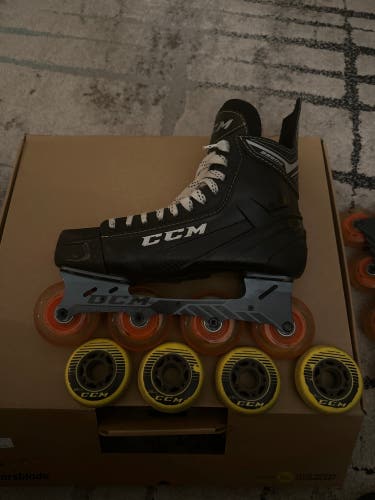 Used  CCM Regular Width Size 10 Super Tacks 9350 Inline Skates