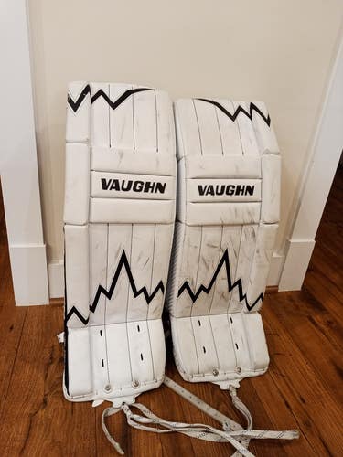 28" Vaughn Velocity V9 Goalie Leg Pads