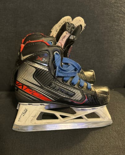 Used Junior Bauer Size 1 Vapor X2.7 Hockey Goalie Skates
