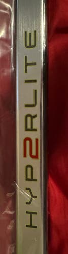 New Senior Bauer Vapor Hyperlite 2 Right Handed Hockey Stick P28