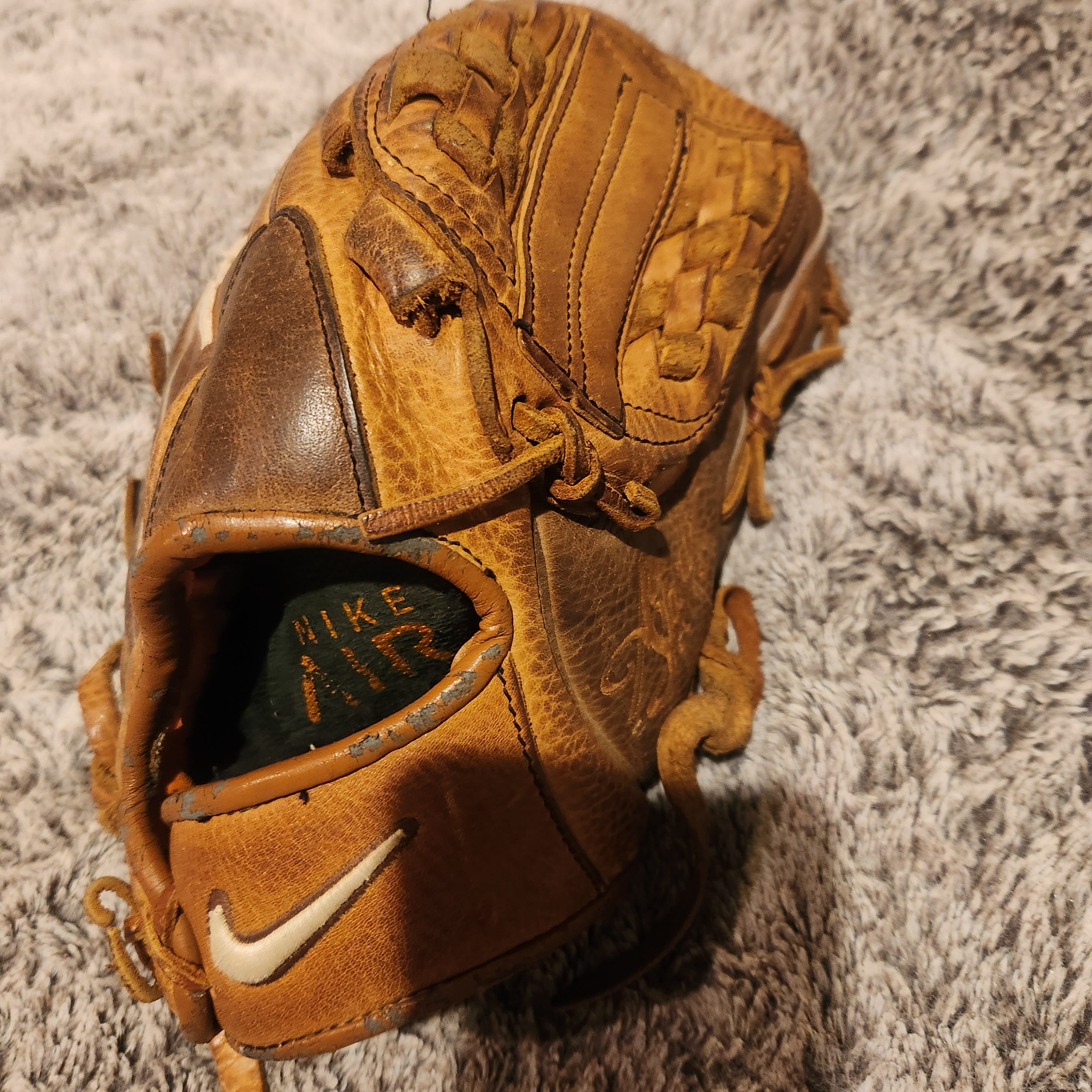 nike air show elite glove