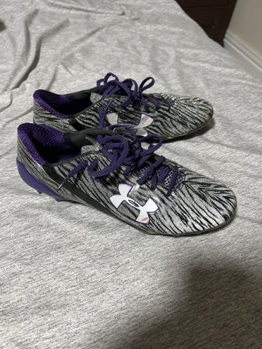 Under armour spotlight cleats