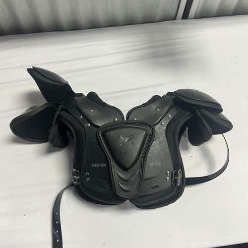 Used Xenith Flyte Youth Md Football Shoulder Pads