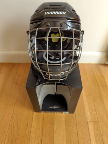 Medium Warrior Alpha One Pro Helmet w/cage