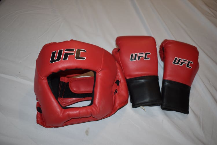 UFC Sparring Gear for Youth, Head Protection and Gloves - Top Condition!