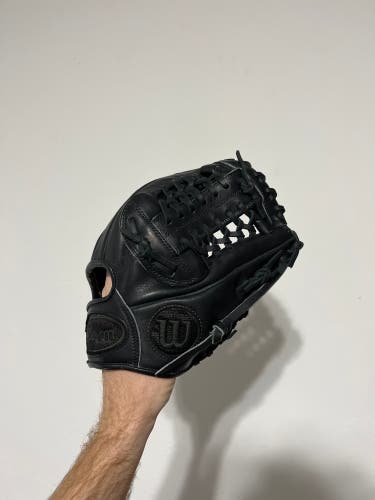Wilson a2000 1796 11.75 baseball glove