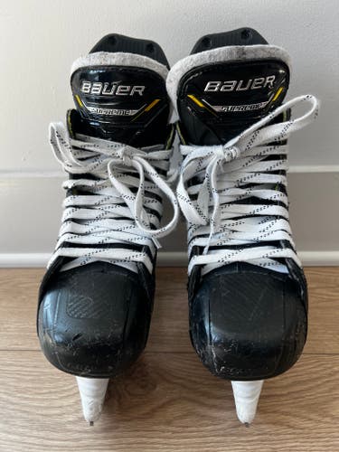 Used Intermediate Bauer Supreme M5 Pro Hockey Skates 6.5