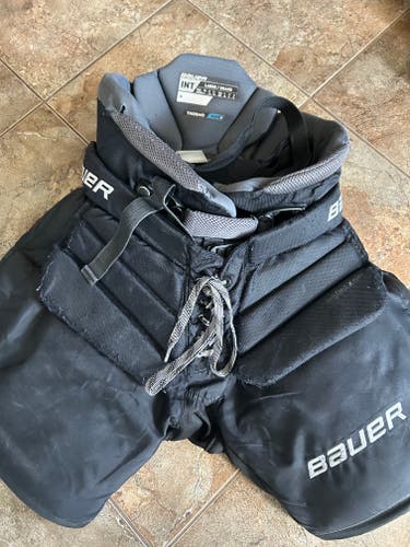 Used Intermediate Large Bauer Elite Hockey Goalie Pants