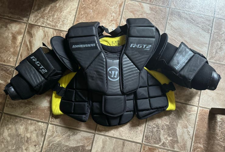 Warrior rgt 2 jr chest protector