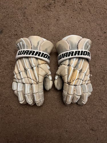 Used  Warrior 13" Regulator Lacrosse Gloves