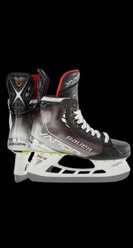 Bauer Vapor Hyperlite size 9.5 Fit 1 Hockey Ice Skates (no steal)