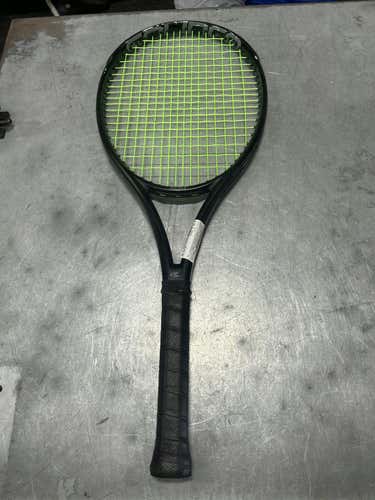 Used Solinco Blackout 285 Tennis Racquets