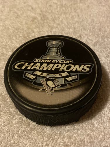 Pittsburgh Penguins 2009 Stanley Cup Champions Hockey Puck