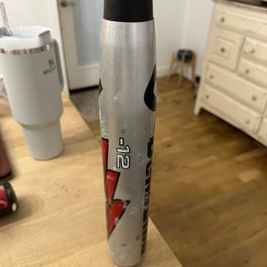 Used  DeMarini USSSA Certified Composite 18 oz 30" Bat