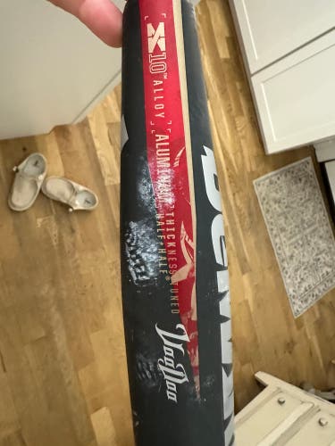 Used  DeMarini USSSA Certified Composite 15 oz 28" Voodoo Bat