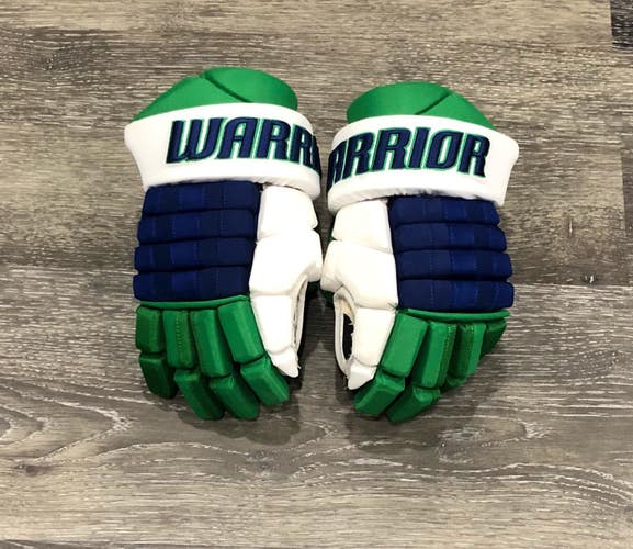 Whalers Warrior Alpha Classic NHL Pro Stock Hockey Player Gloves 13"