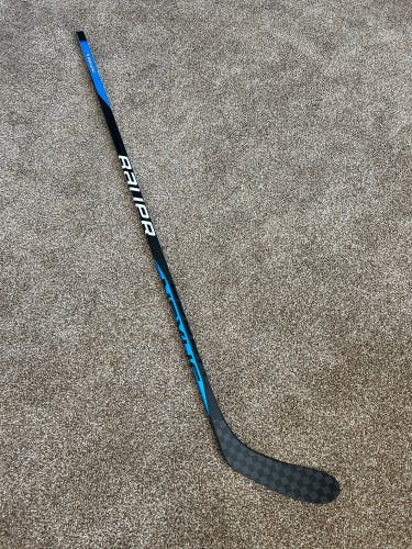 New Senior Bauer Left Hand P28 Pro Stock Team Nexus Hockey Stick