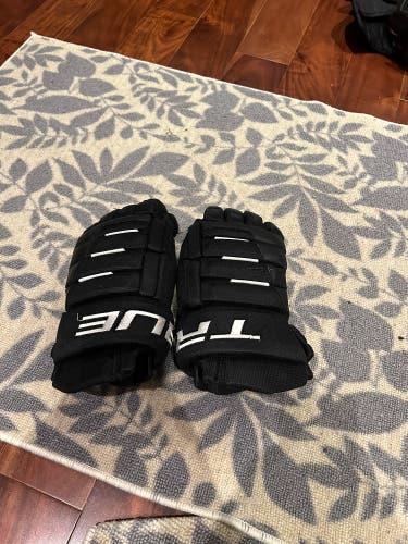 Used 14” True A4.5 Gloves