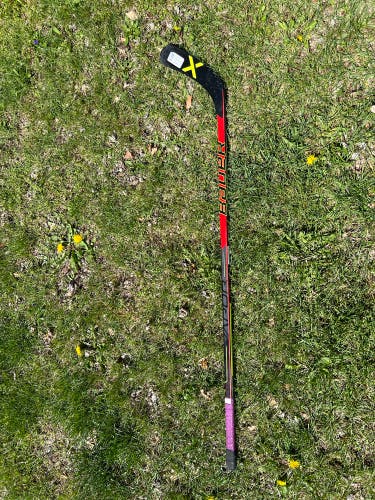 Used Junior Bauer Left Hand P92 Vapor X Hockey Stick