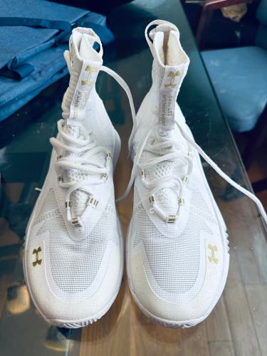 Under Armour Wmns Highlight Ace 2.0 'White Metallic Gold'