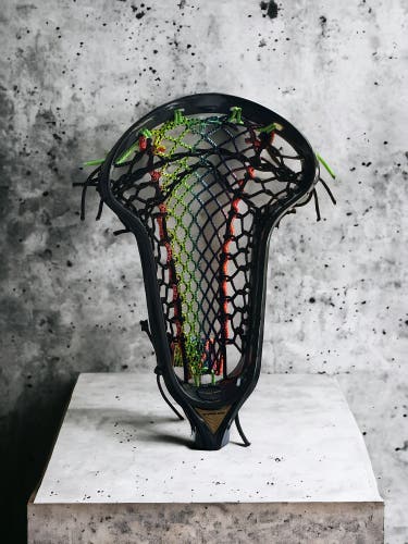 New Women's True Lynx Complete Lacrosse Stick, Custom Strung Rainbow - Great Pocket!