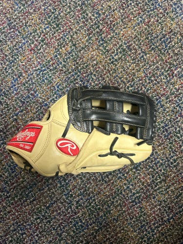 Used 2022 Outfield 12.75" Gold Glove Elite Baseball Glove