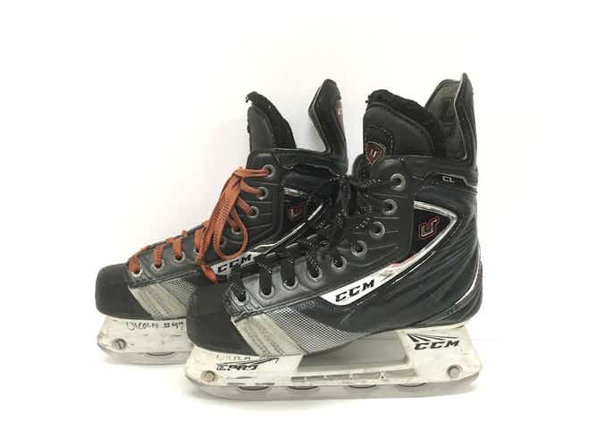 Used Ccm U+ Cl Ice Hockey Skates Junior Size 3d