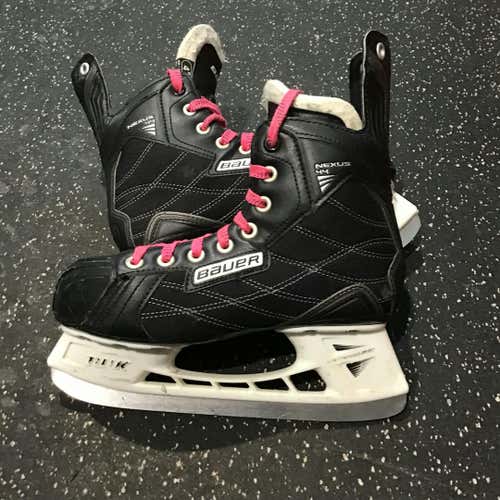 Used Bauer Nexus 44 Junior 04 Ice Hockey Skates