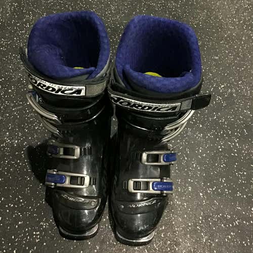 Used Nordica Gp 250 Mp - M07 - W08 Boys' Downhill Ski Boots